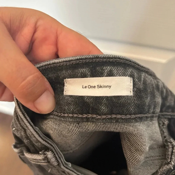 Frame Le One Skinny Crop Jeans - Picture 5 of 7